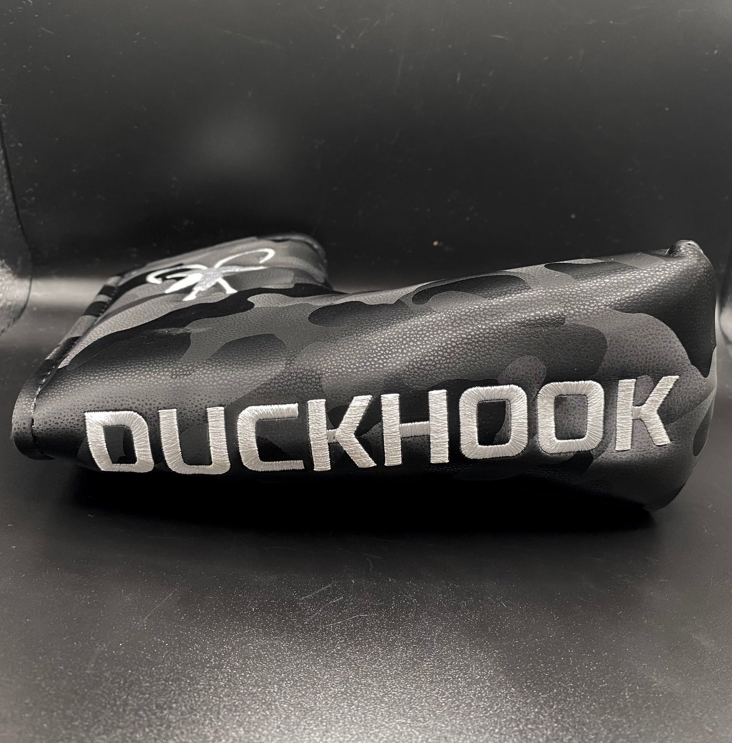 Duckhook Blade Headcover
